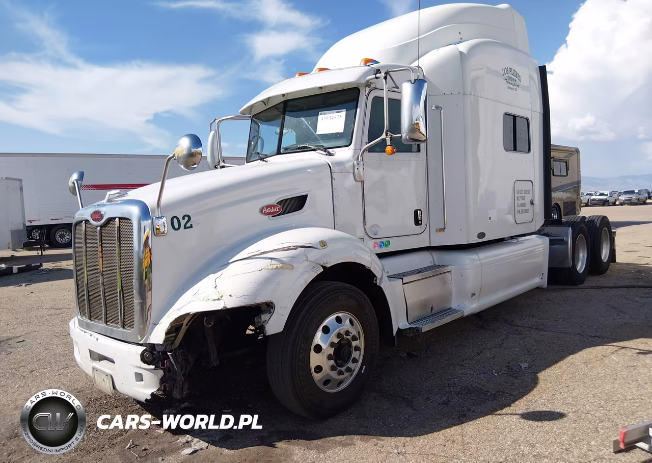 2011 Peterbilt 386 VIN:1XPHDP9XXBD130927 - 2