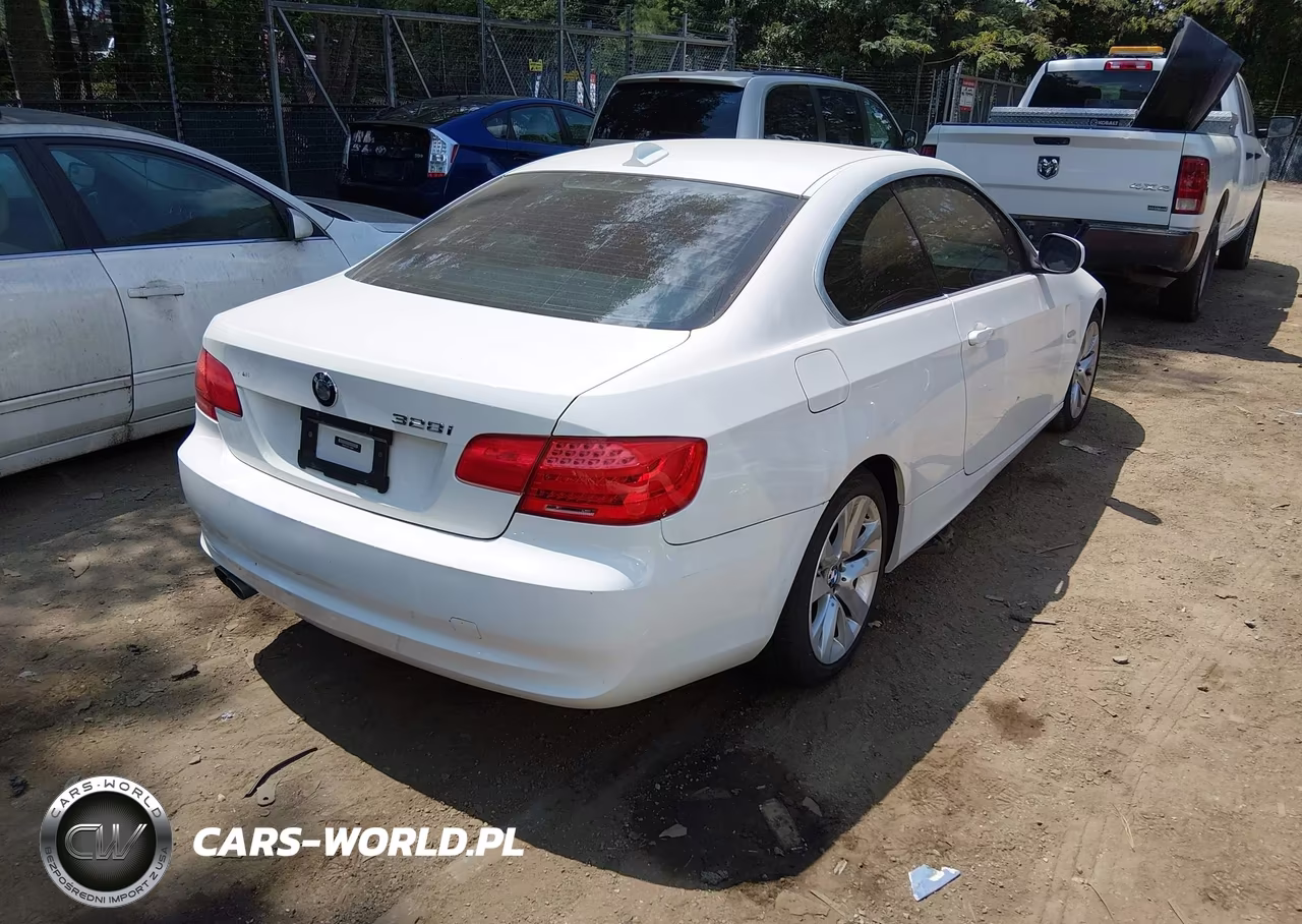 2012 BMW 328I VIN:WBAKE5C52CJ106699 - 4