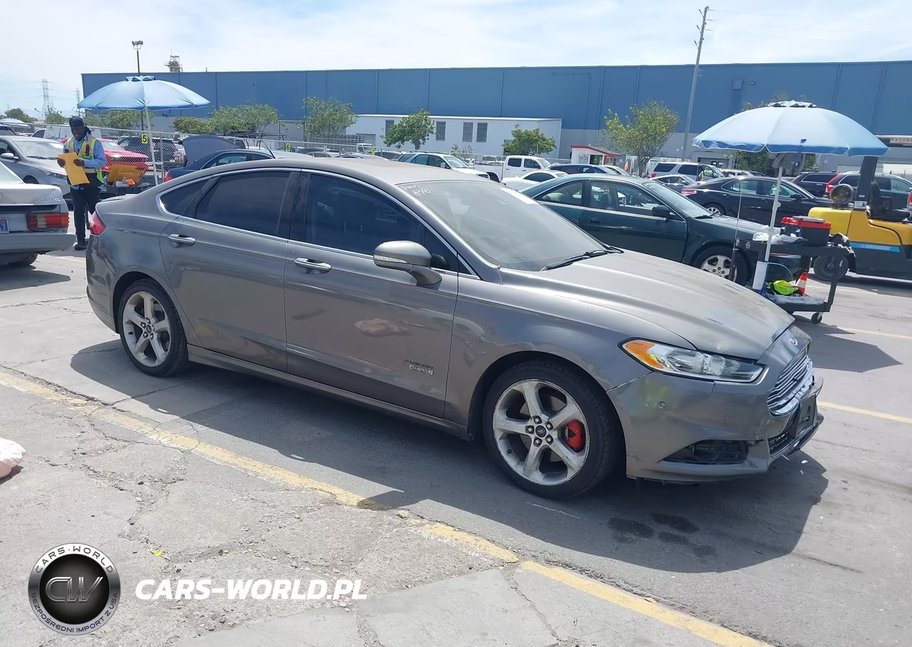 2014 Ford Fusion Energi Titanium