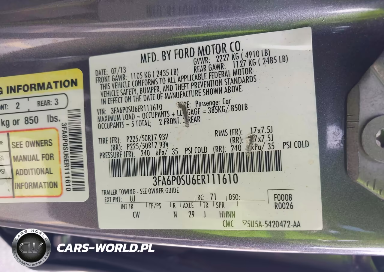 2014 Ford Fusion Energi Titanium VIN:3FA6P0SU6ER111610 - 9
