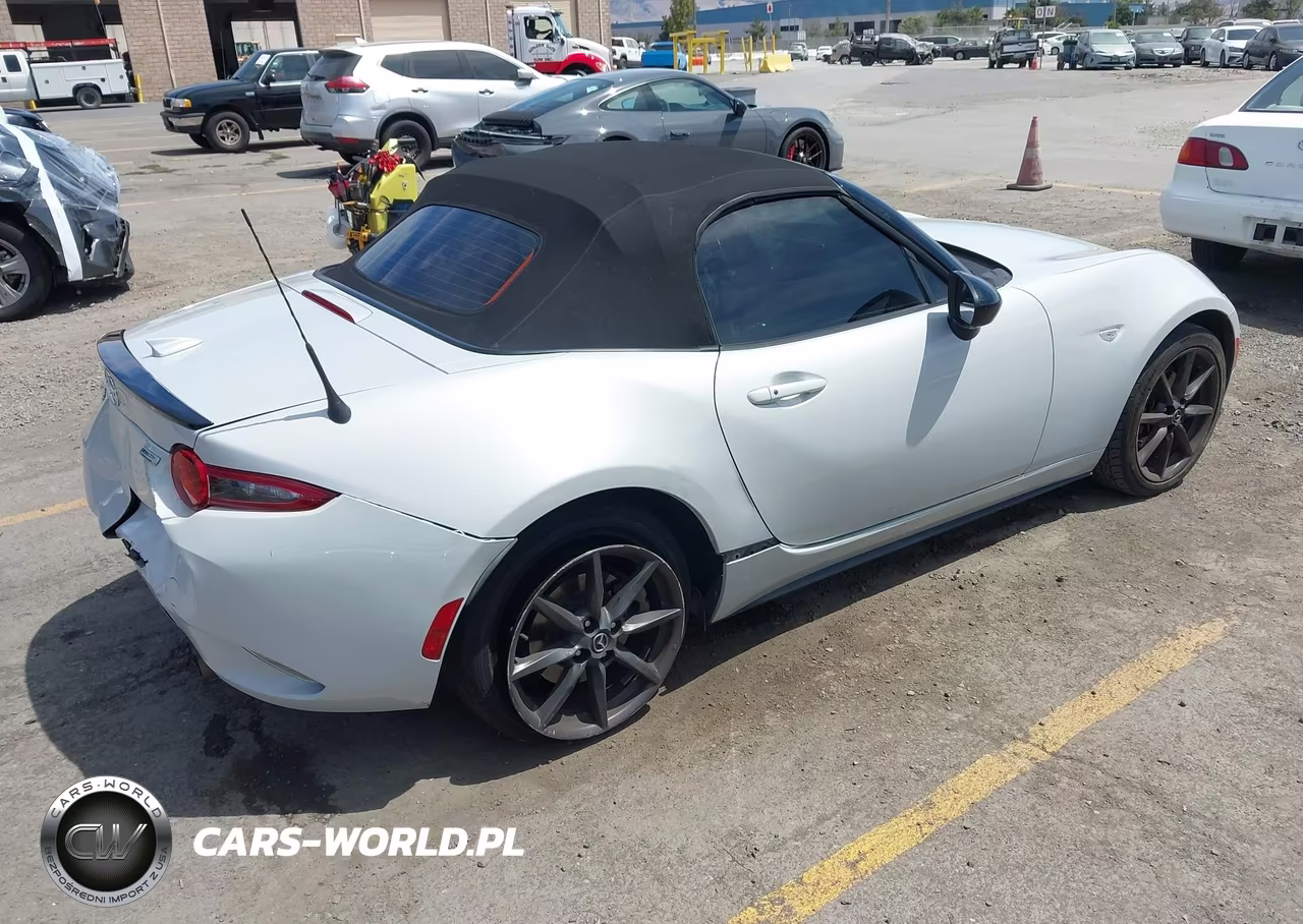 2016 Mazda Mx-5 Miata Club VIN:JM1NDAC79G0110855 - 4