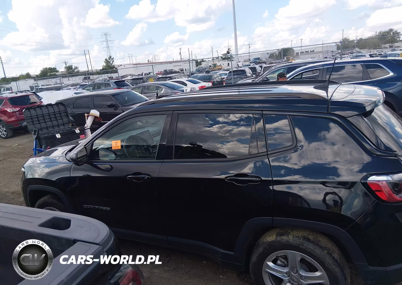 2023 Jeep Compass Latitude 4X4 VIN:3C4NJDBN3PT500668 - 14