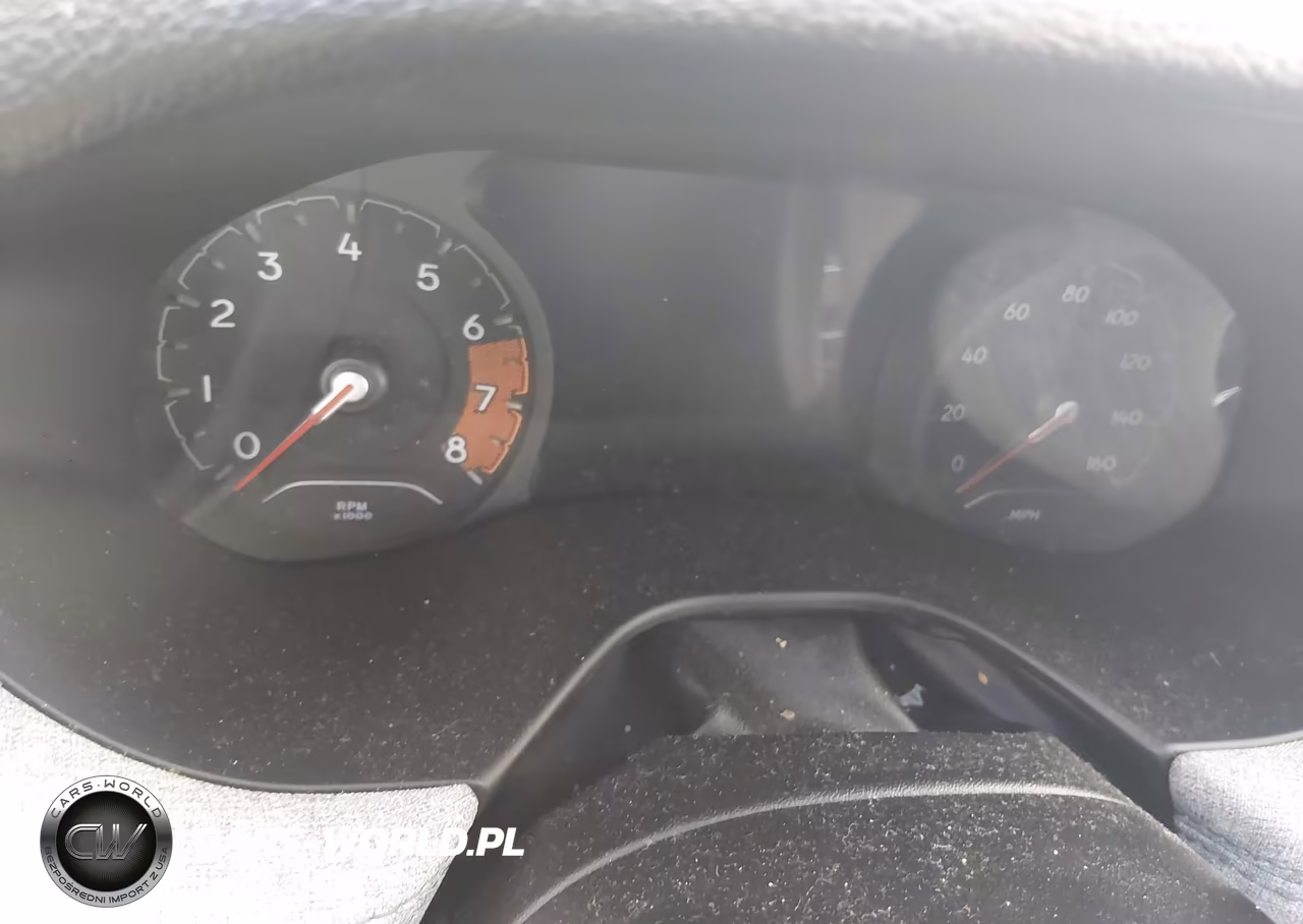 2023 Jeep Compass Latitude 4X4 VIN:3C4NJDBN3PT500668 - 7