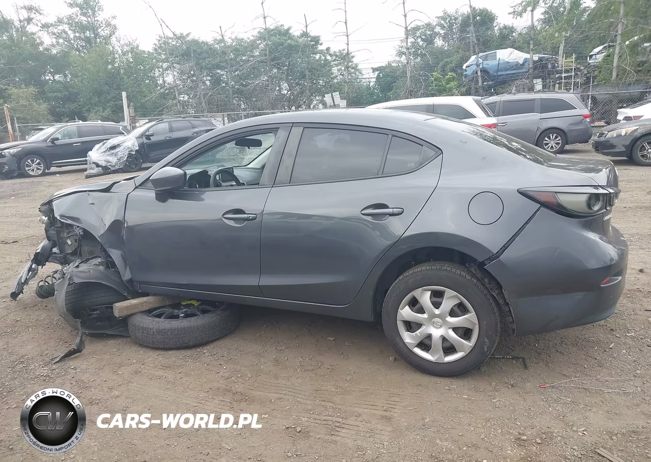 2016 Mazda Mazda3 I Sport VIN:3MZBM1T77GM311554 - 14