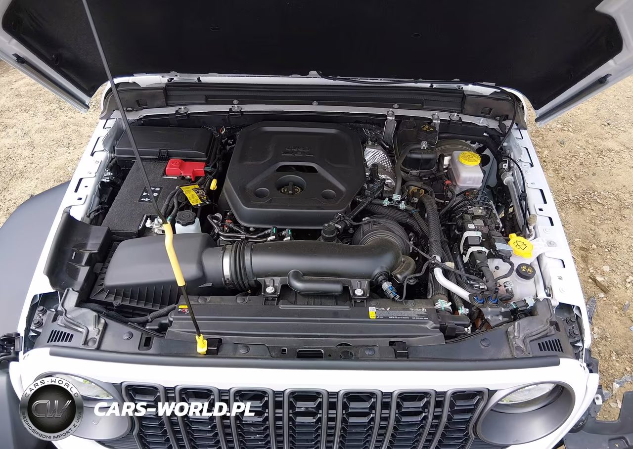 2025 Jeep Wrangler 2-Door Sport 4X4 VIN:1C4PJXAN5SW642972 - 10