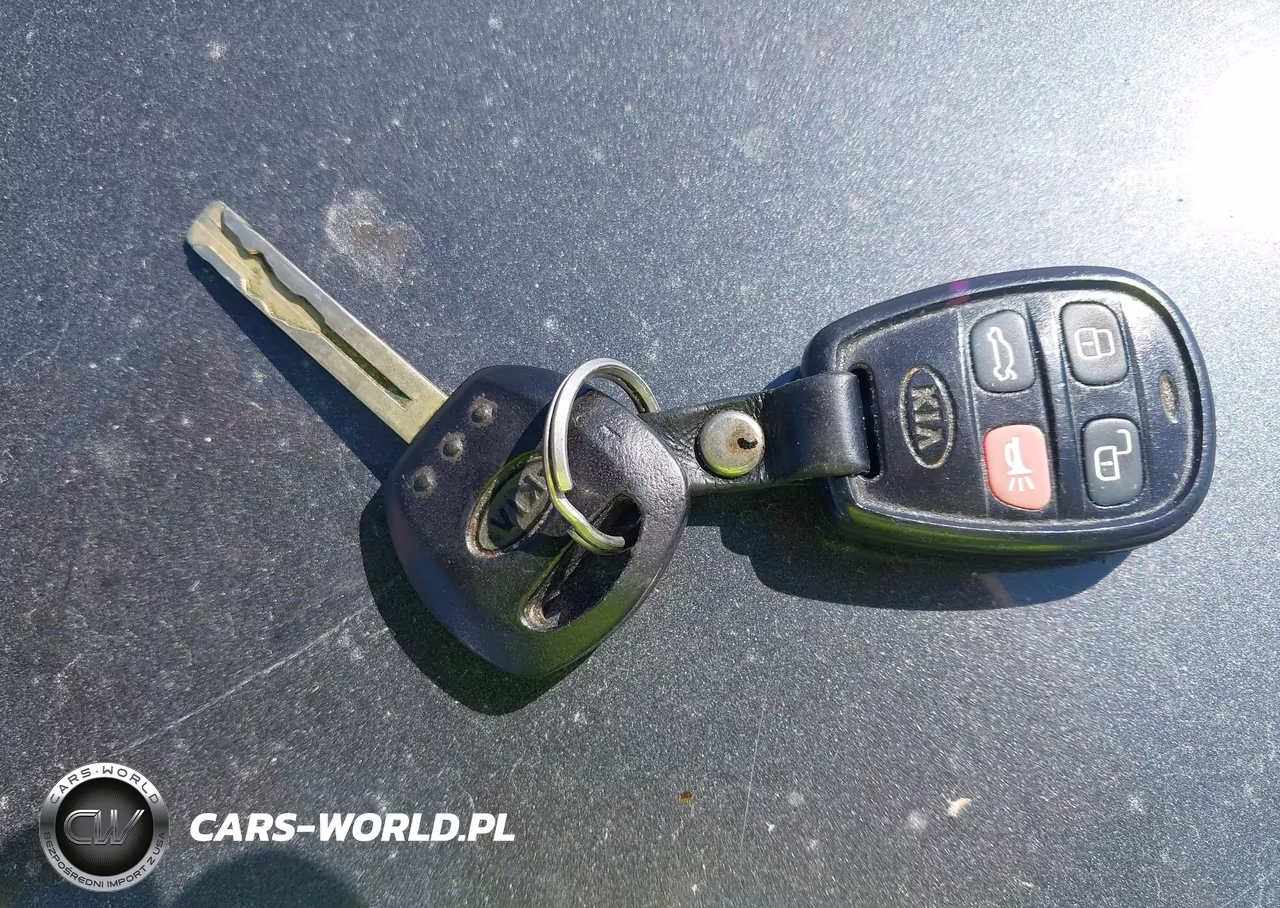 2006 Kia Amanti VIN:KNALD124365101906 - 11