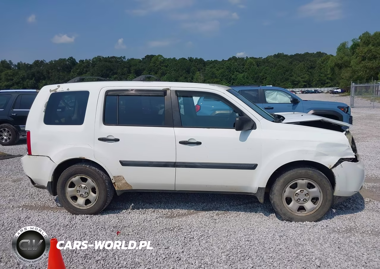 2015 Honda Pilot Lx VIN:5FNYF3H29FB001179 - 13