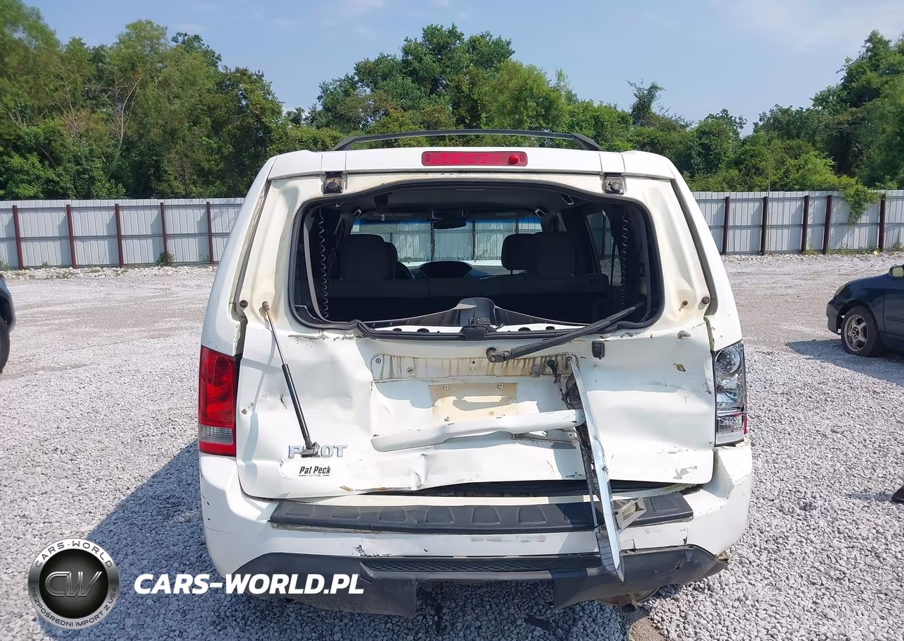 2015 Honda Pilot Lx VIN:5FNYF3H29FB001179 - 16
