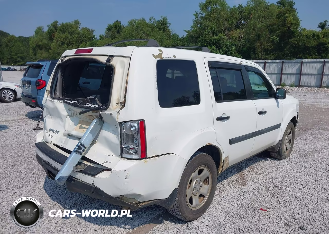 2015 Honda Pilot Lx VIN:5FNYF3H29FB001179 - 4