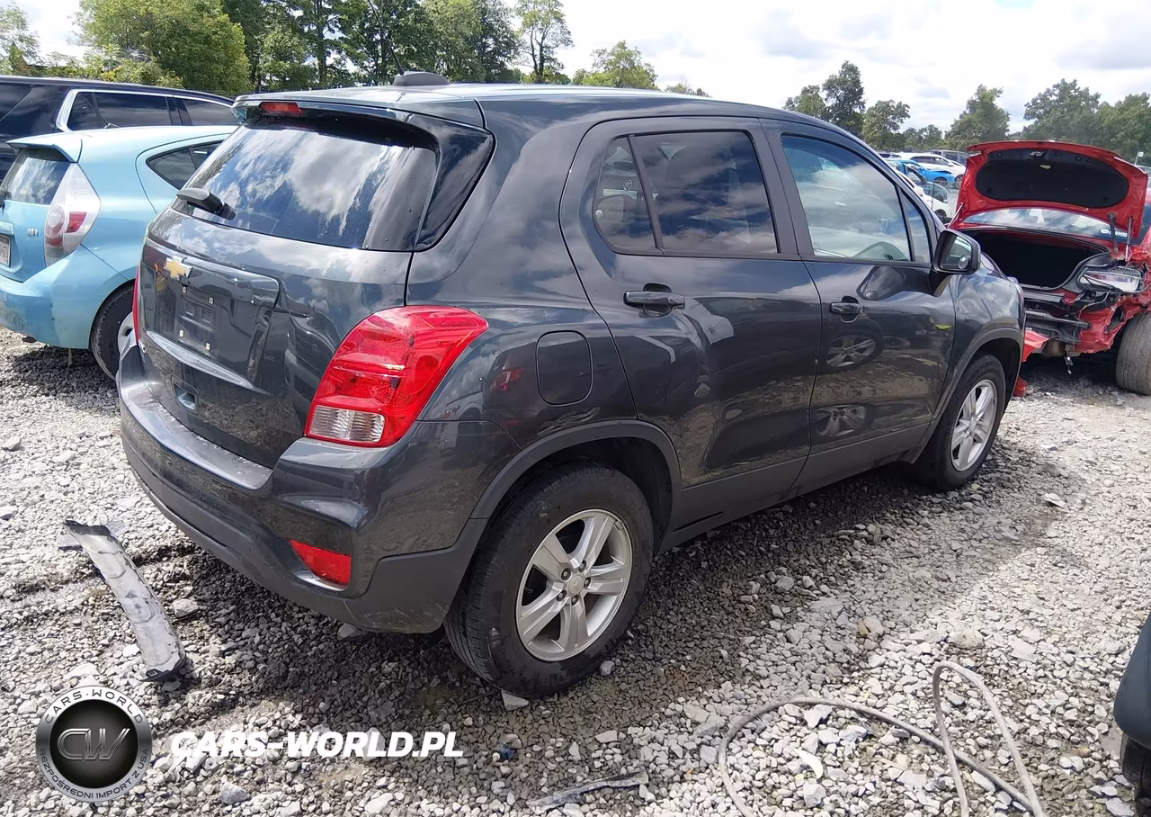 2020 Chevrolet Trax Fwd Ls VIN:3GNCJKSB4LL214699 - 4