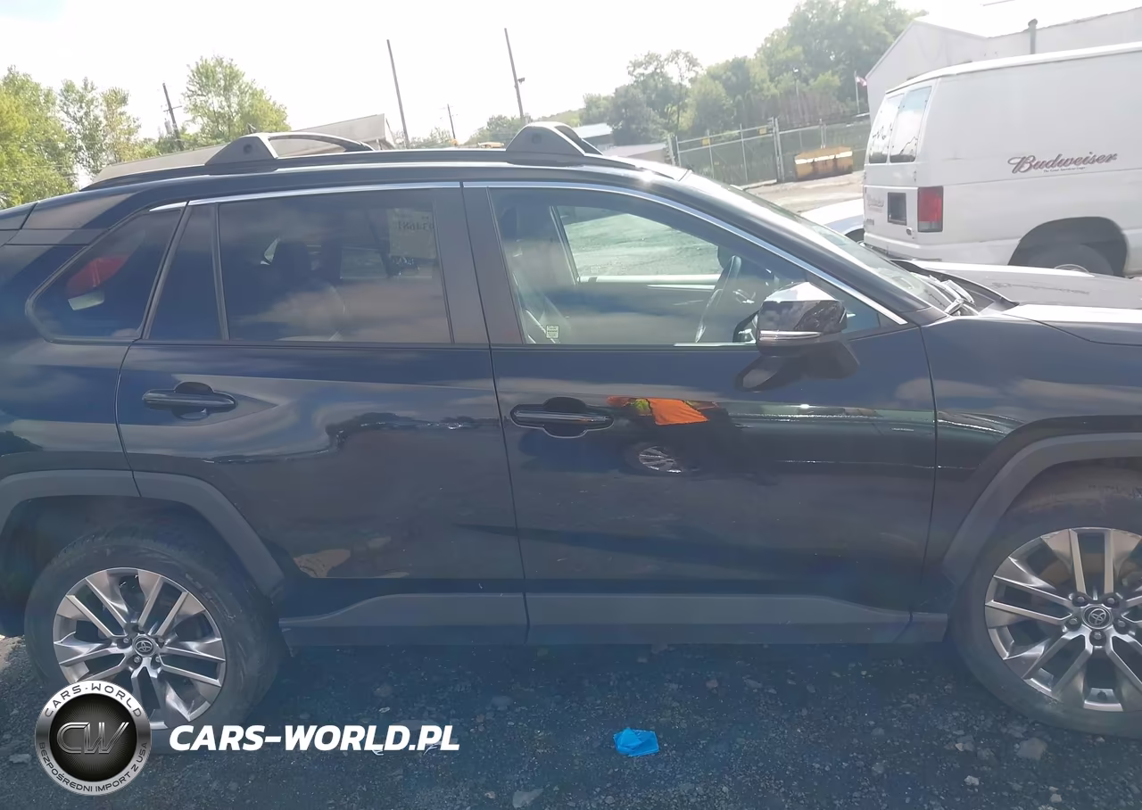 2022 Toyota Rav4 Xle Premium VIN:2T3A1RFV6NC258939 - 13