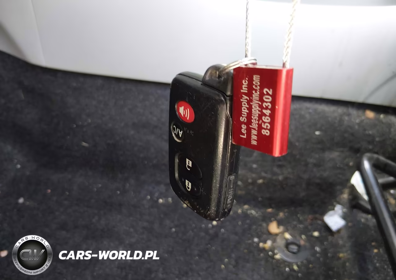 2012 Toyota Prius Three VIN:JTDKN3DU9C5482239 - 11