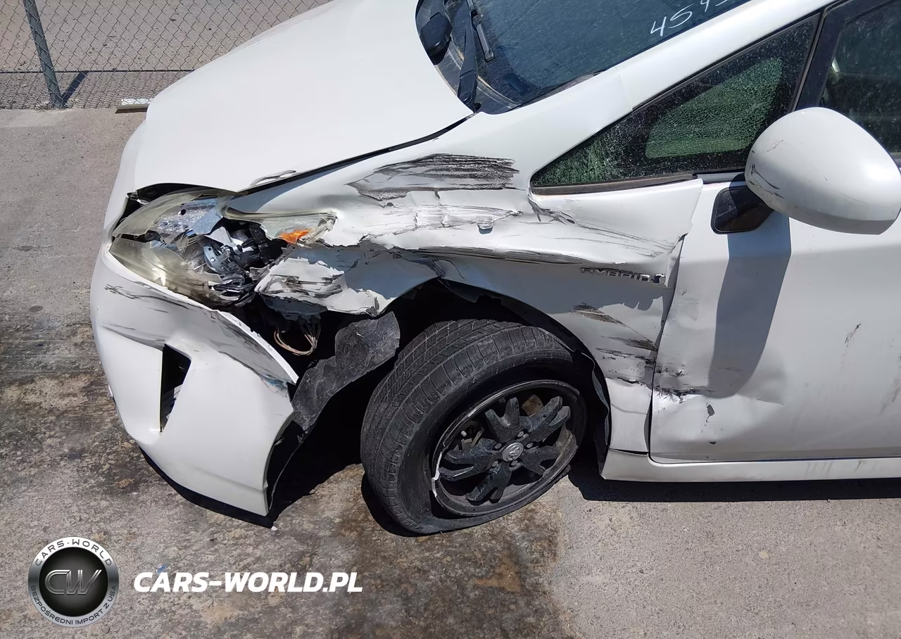 2012 Toyota Prius Three VIN:JTDKN3DU9C5482239 - 6