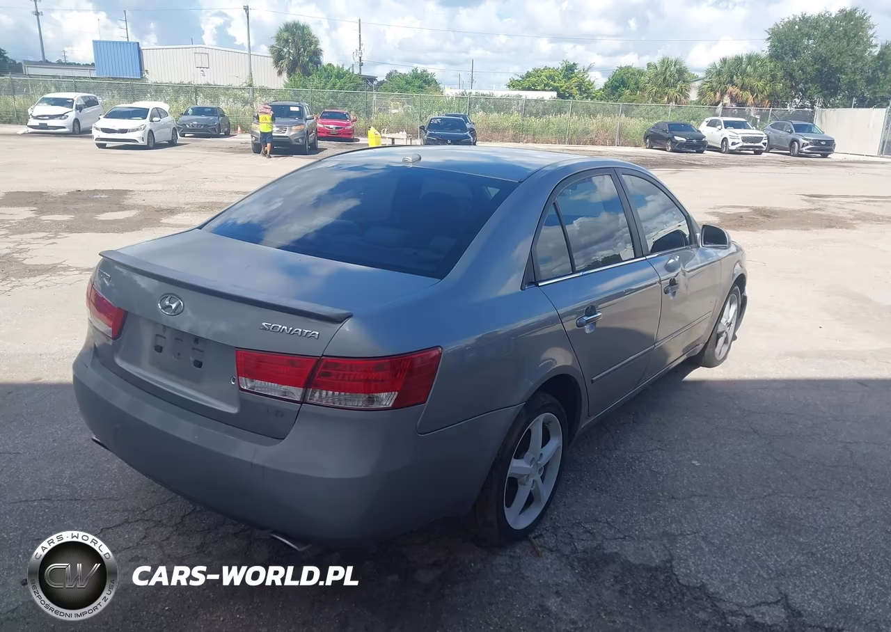 2008 Hyundai Sonata Limited V6-Se V6 VIN:5NPEU46F38H395142 - 4