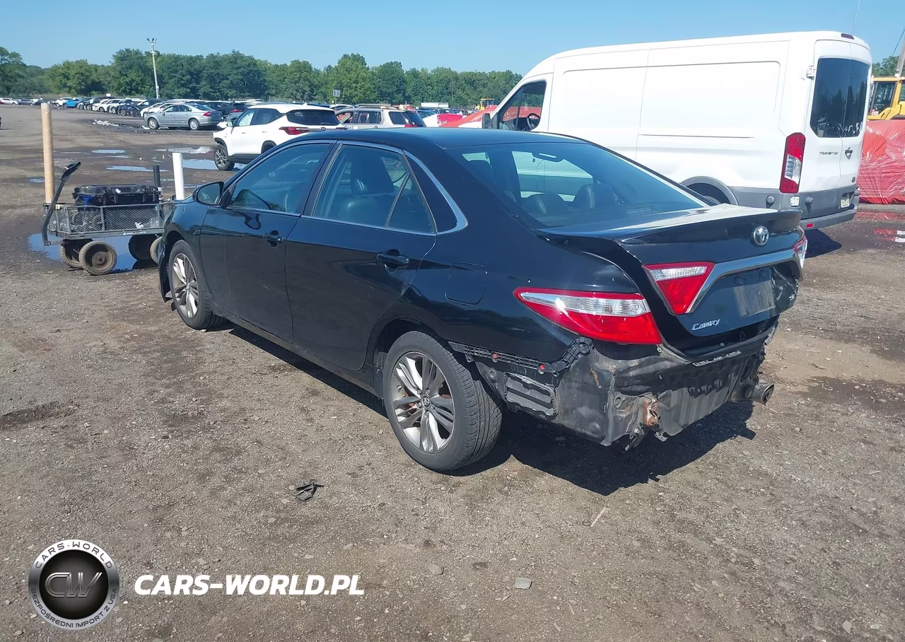 2016 Toyota Camry Se VIN:4T1BF1FK6GU175552 - 3