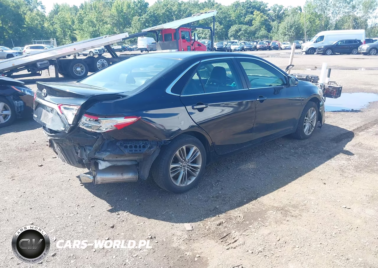 2016 Toyota Camry Se VIN:4T1BF1FK6GU175552 - 4