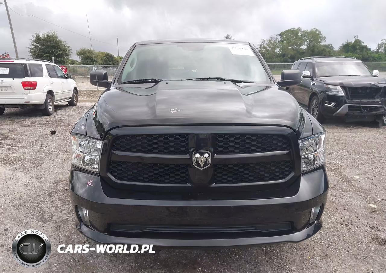 2019 Ram 1500 Classic Express 4X4 6'4 Box VIN:1C6RR7FG3KS544341 - 13