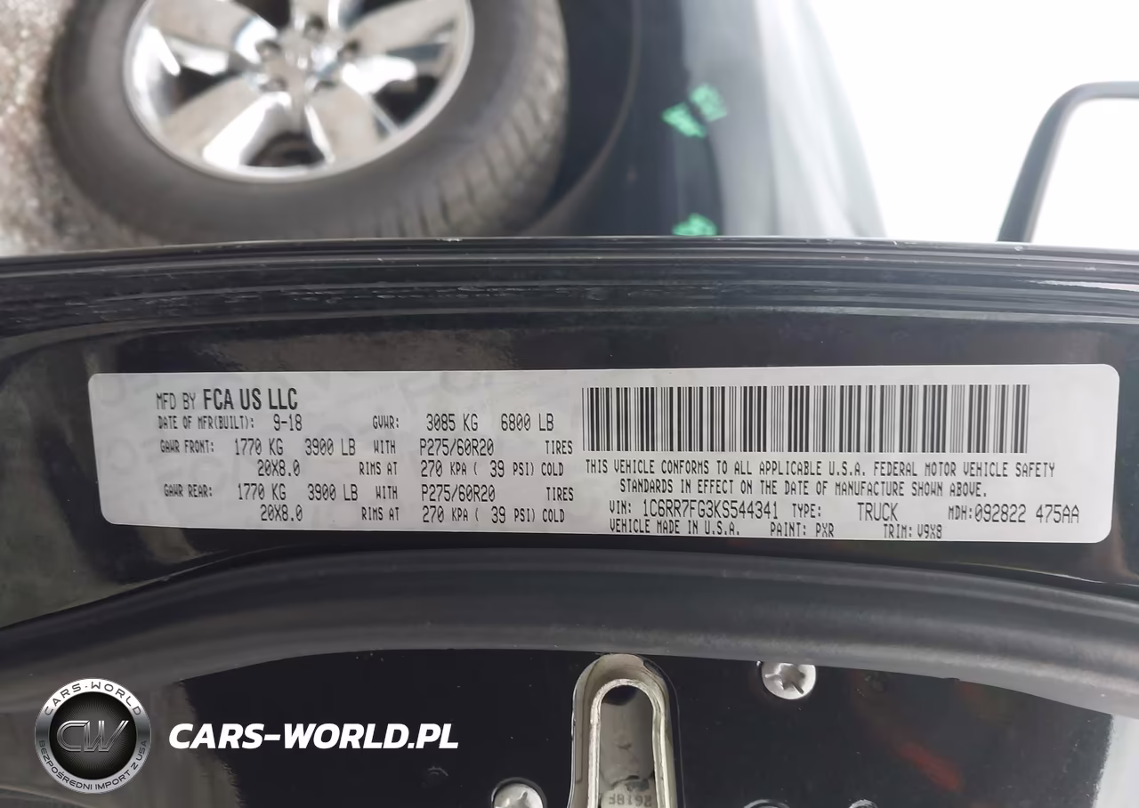 2019 Ram 1500 Classic Express 4X4 6'4 Box VIN:1C6RR7FG3KS544341 - 9