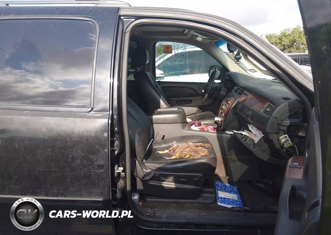 2012 Chevrolet Suburban 1500 Lt VIN:1GNSCJE0XCR133631 - 5