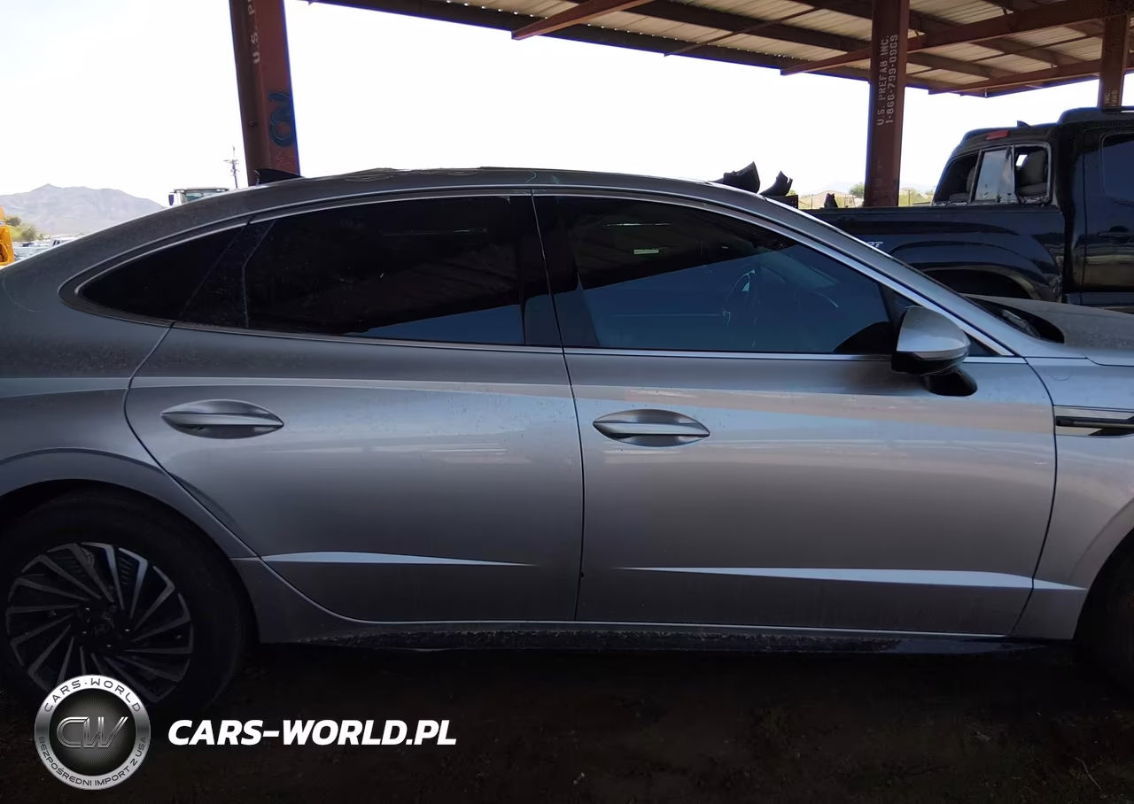 2025 Hyundai Sonata Hybrid Limited VIN:KMHL54JJ4SA105565 - 13