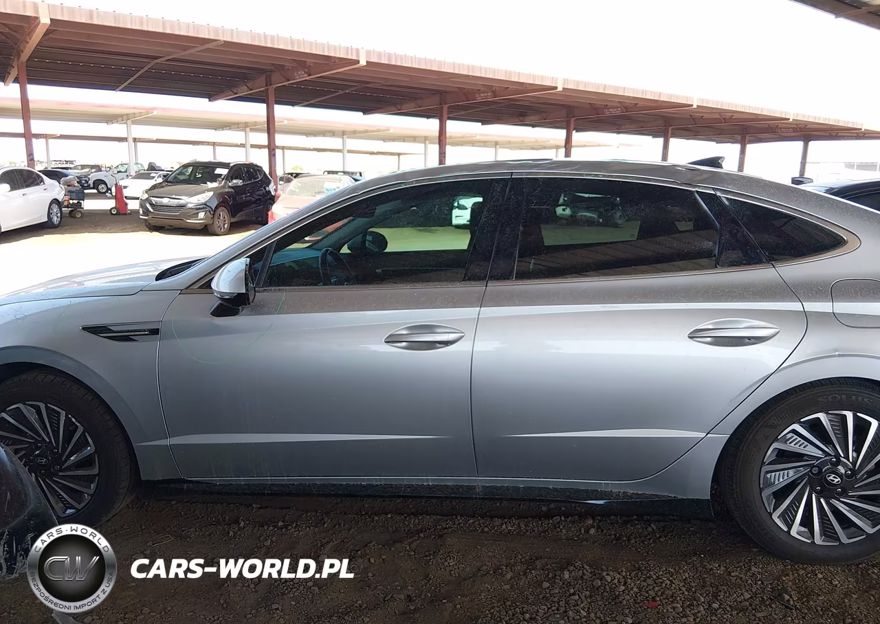2025 Hyundai Sonata Hybrid Limited VIN:KMHL54JJ4SA105565 - 14