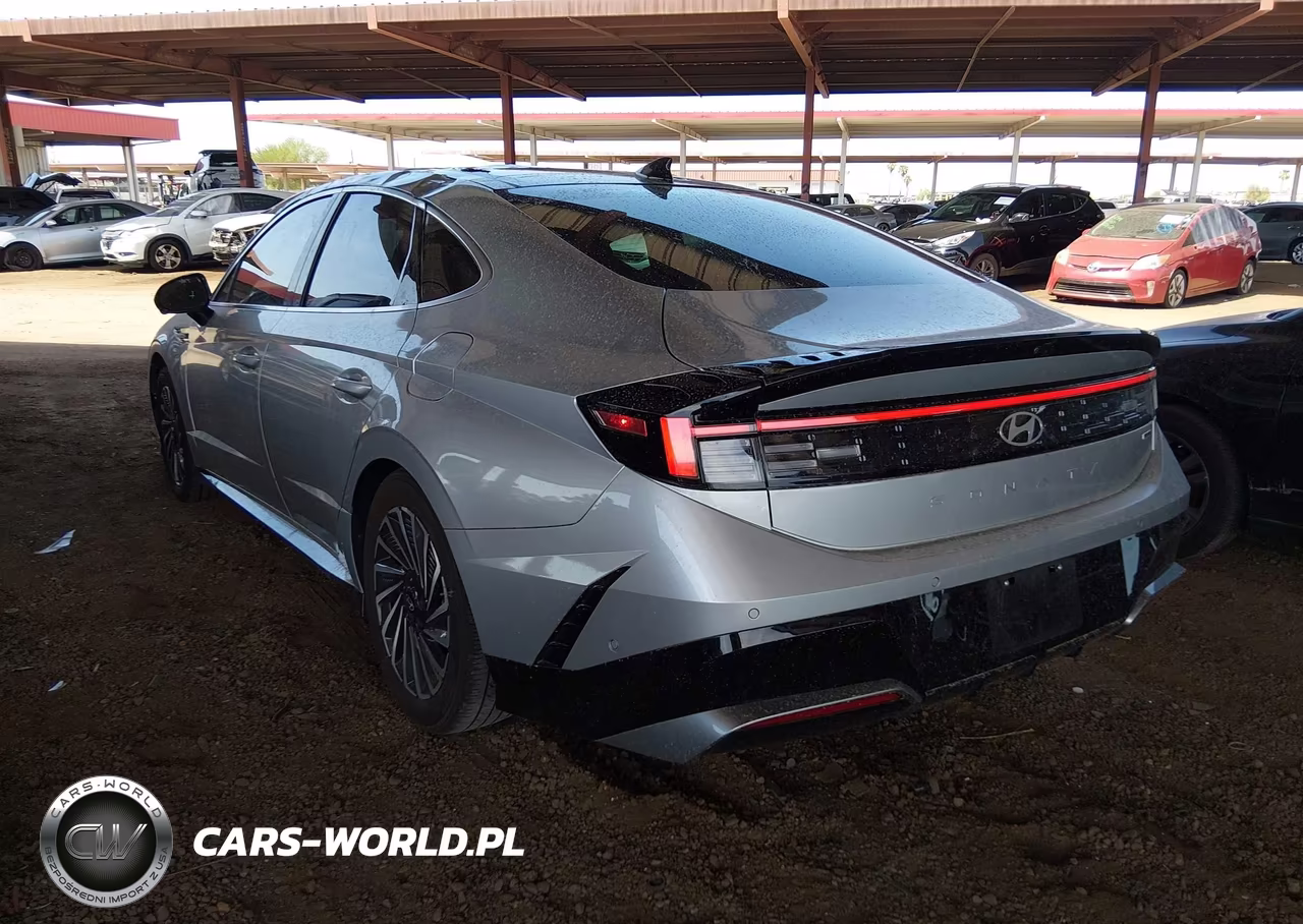2025 Hyundai Sonata Hybrid Limited VIN:KMHL54JJ4SA105565 - 3