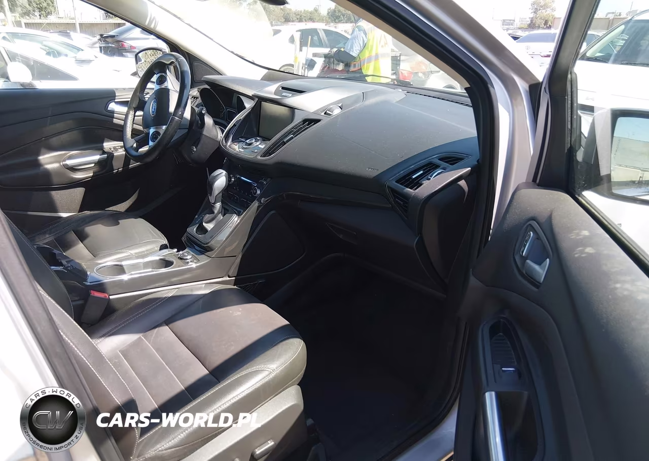 2015 Ford Escape Titanium VIN:1FMCU9JX4FUB33956 - 5