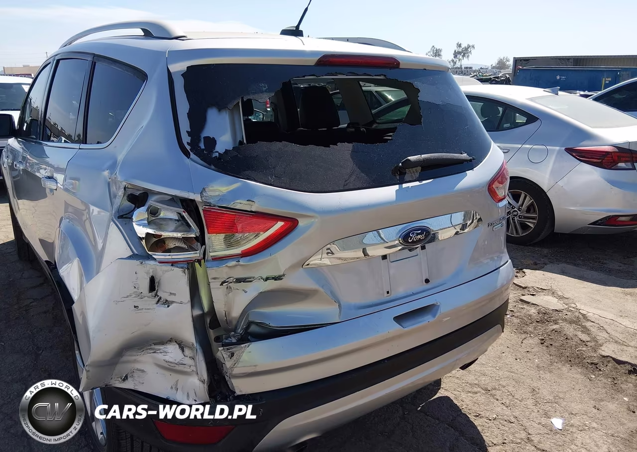 2015 Ford Escape Titanium VIN:1FMCU9JX4FUB33956 - 6