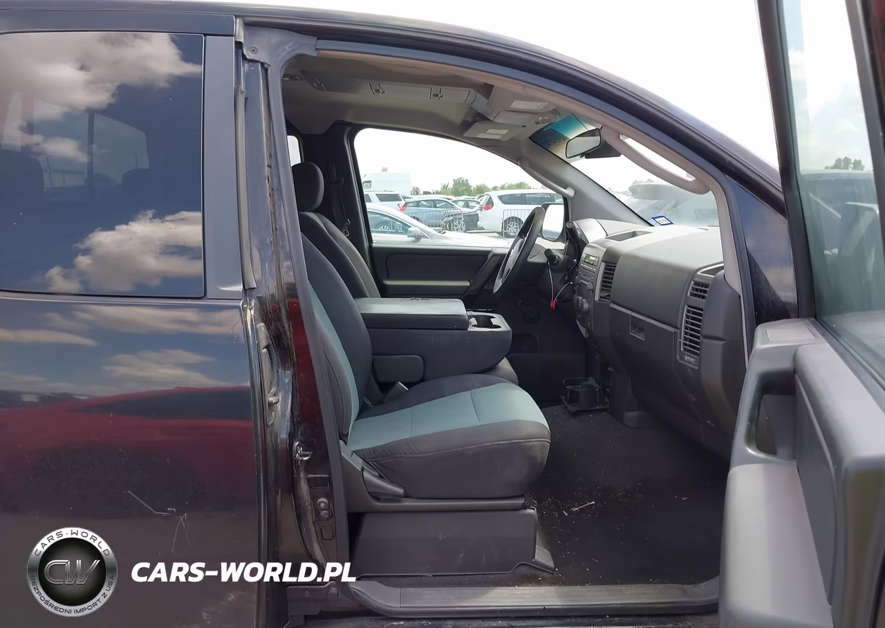 2005 Nissan Titan Xe VIN:1N6AA06A75N526828 - 5