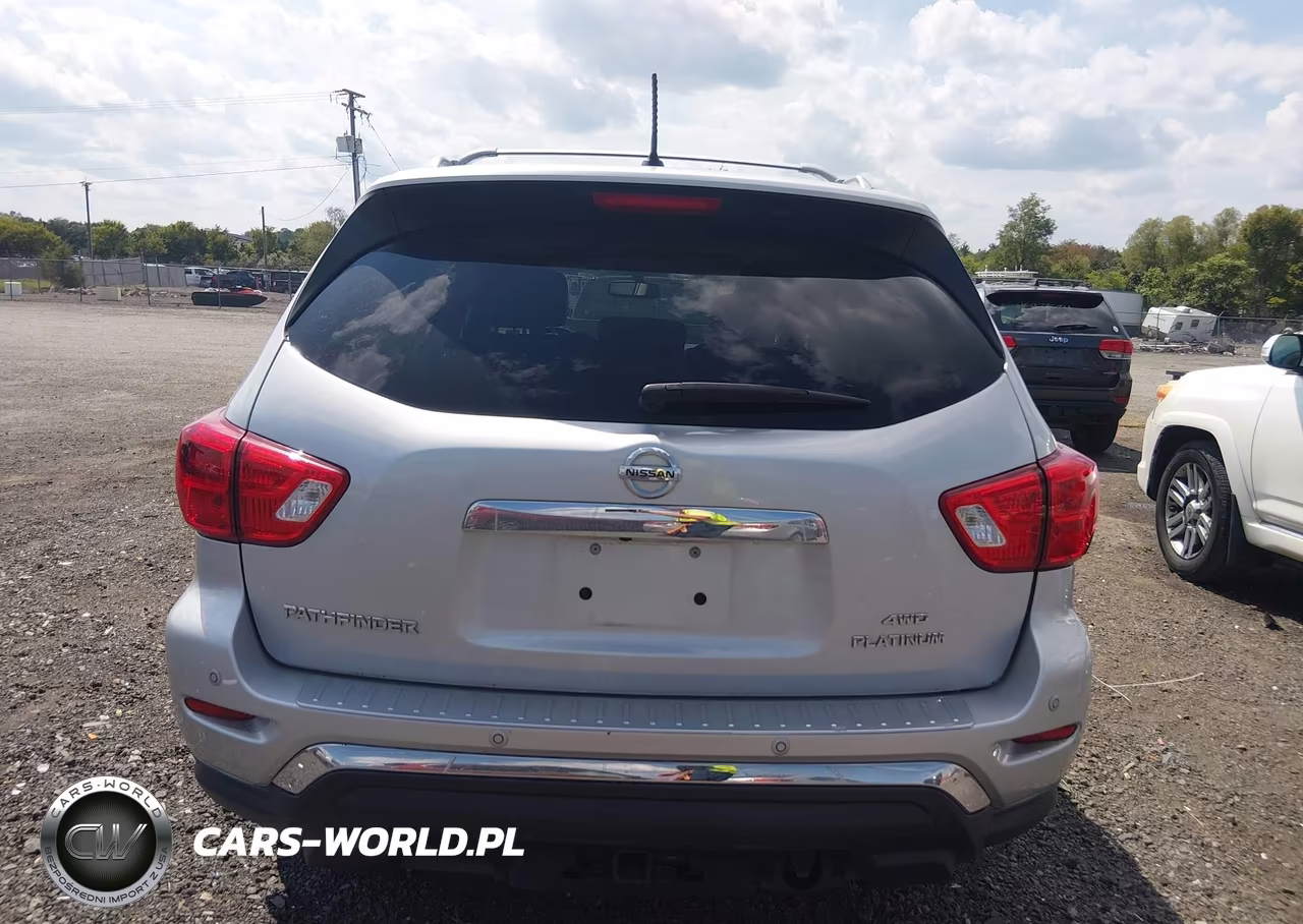 2018 Nissan Pathfinder Platinum VIN:5N1DR2MM9JC656029 - 16