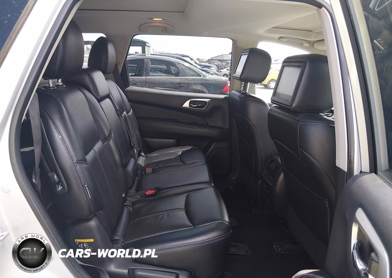 2018 Nissan Pathfinder Platinum VIN:5N1DR2MM9JC656029 - 8