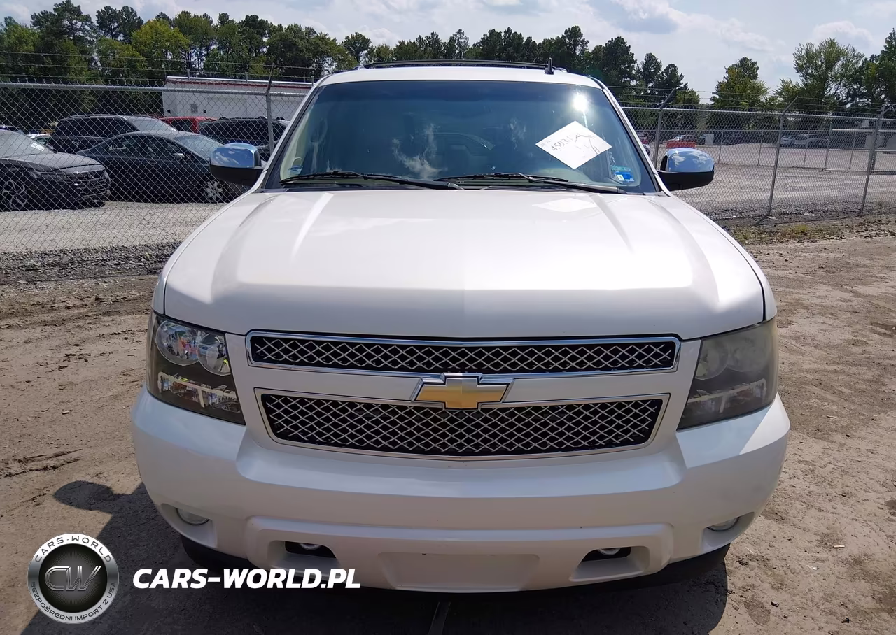 2011 Chevrolet Tahoe Ltz VIN:1GNSKCE04BR241580 - 6