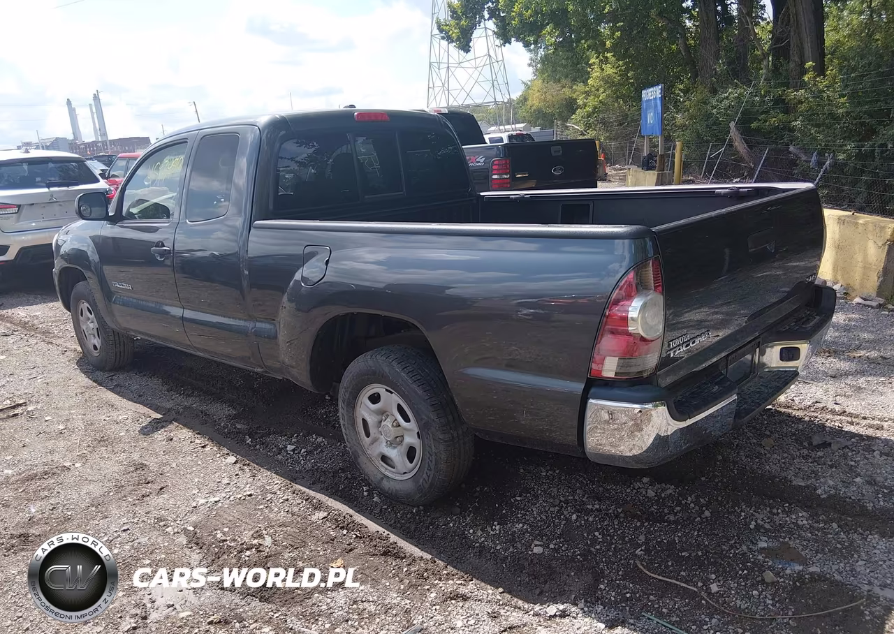 2010 Toyota Tacoma VIN:5TETX4CN1AZ704619 - 3