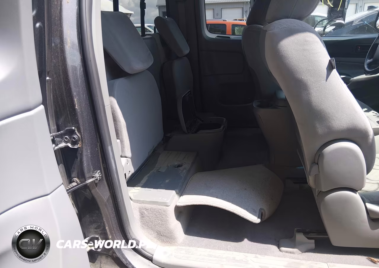 2010 Toyota Tacoma VIN:5TETX4CN1AZ704619 - 8