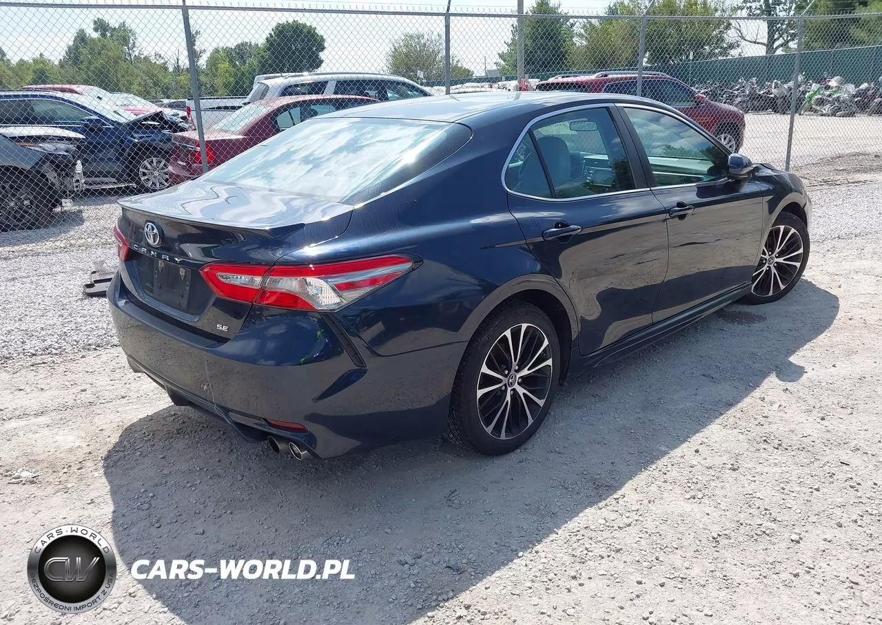 2018 Toyota Camry Se VIN:4T1B11HK2JU544247 - 4