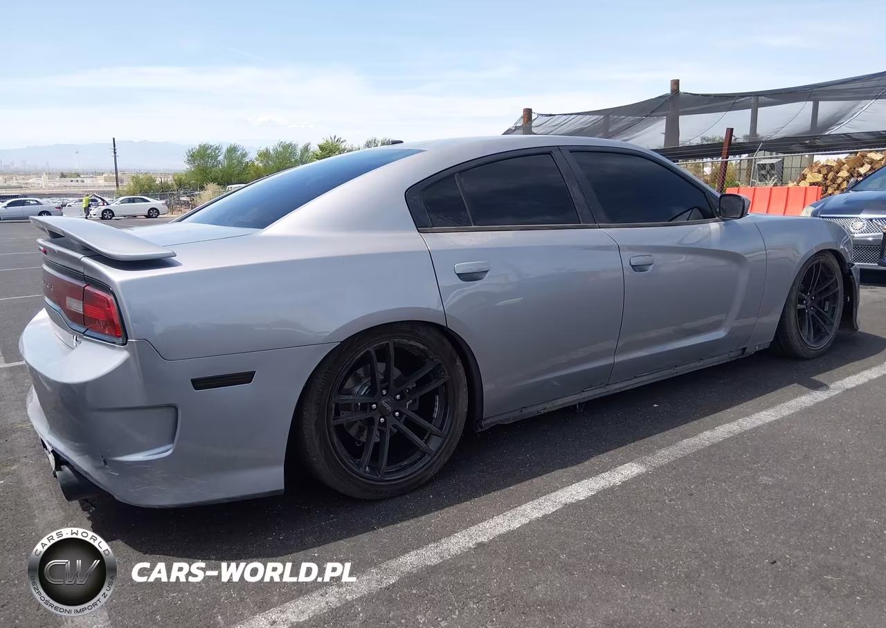 2013 Dodge Charger Road-Track VIN:2C3CDXCT6DH683747 - 4