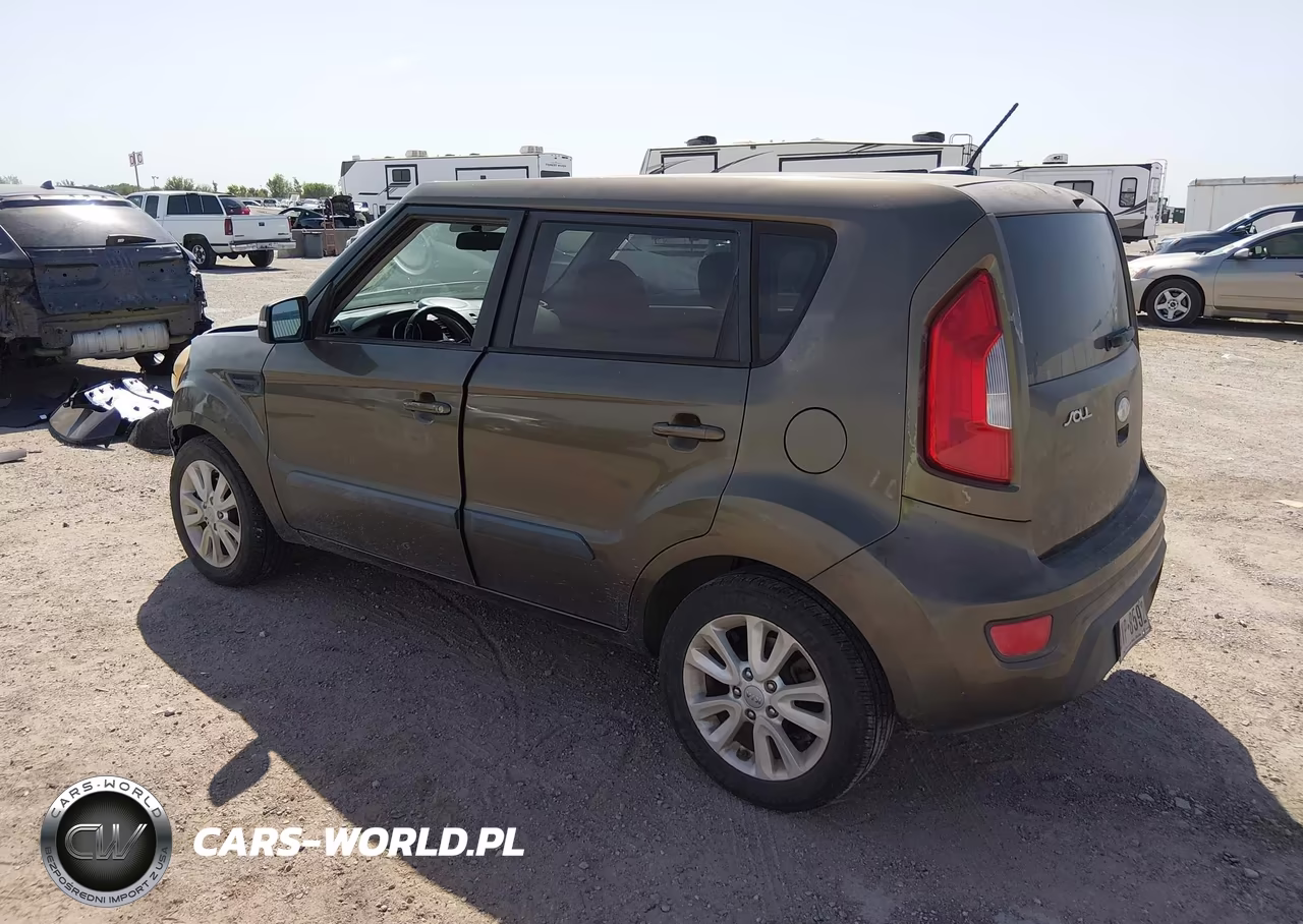 2013 Kia Soul + VIN:KNDJT2A65D7520962 - 3
