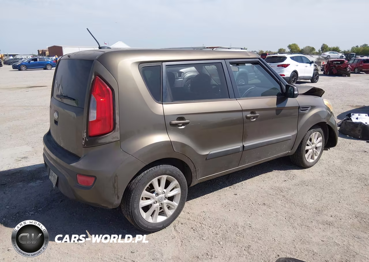 2013 Kia Soul + VIN:KNDJT2A65D7520962 - 4