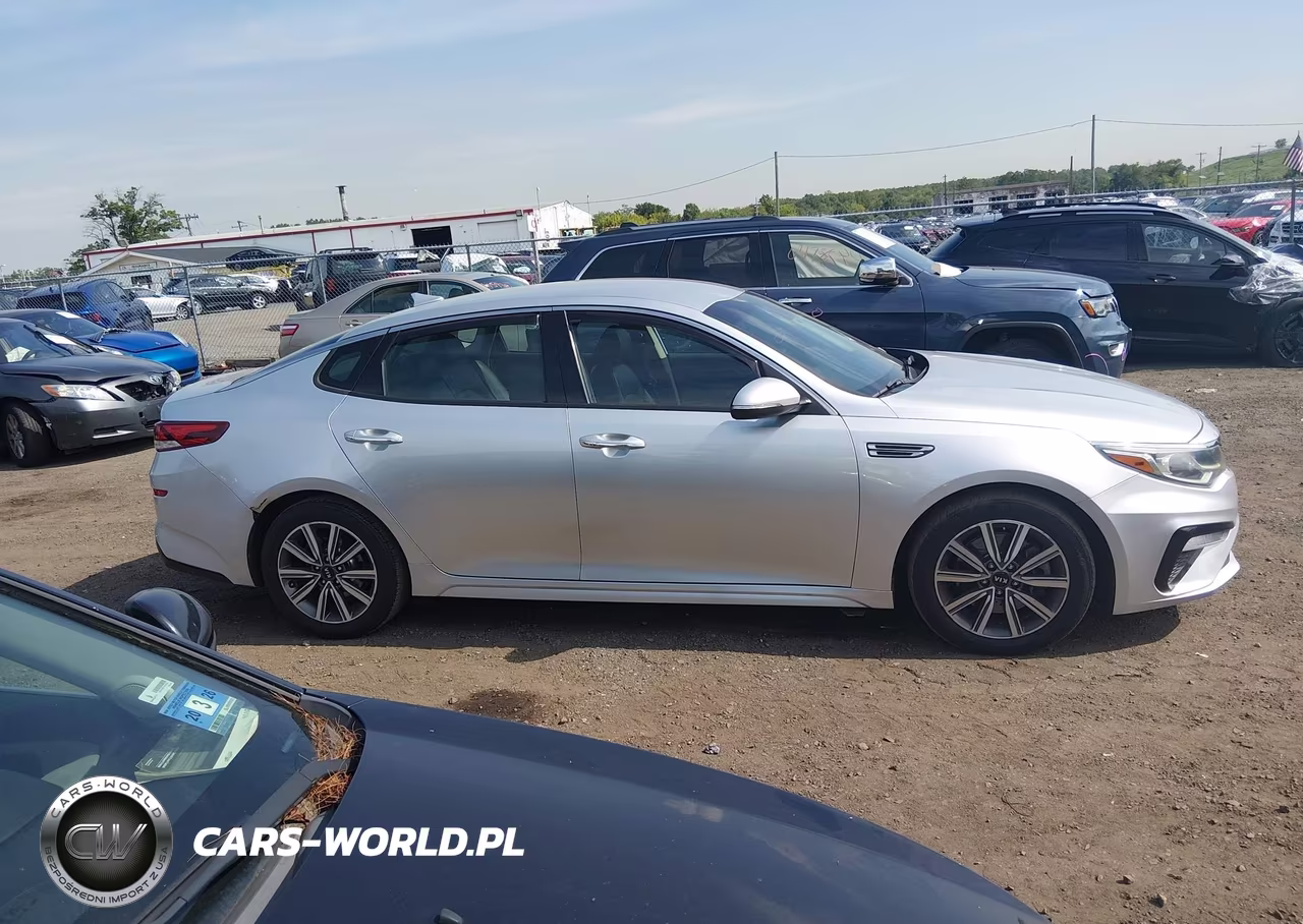 2019 Kia Optima Ex VIN:5XXGU4L18KG368460 - 13