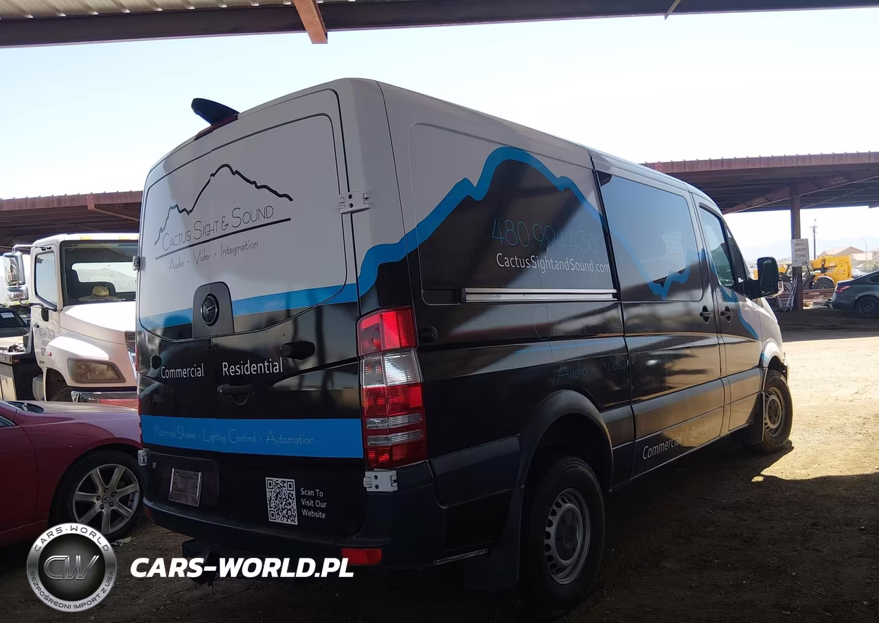 2014 Mercedes-Benz Sprinter 2500 Normal Roof VIN:WD4PE7DC0E5850322 - 4