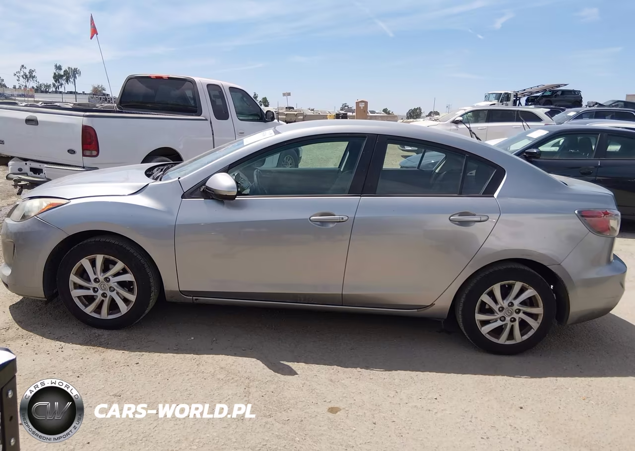 2012 Mazda Mazda3 I Touring VIN:JM1BL1V8XC1670383 - 15