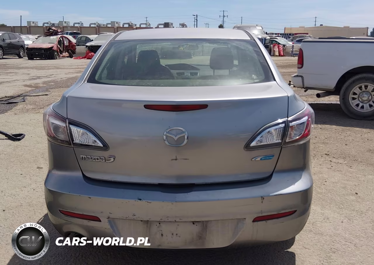 2012 Mazda Mazda3 I Touring VIN:JM1BL1V8XC1670383 - 17