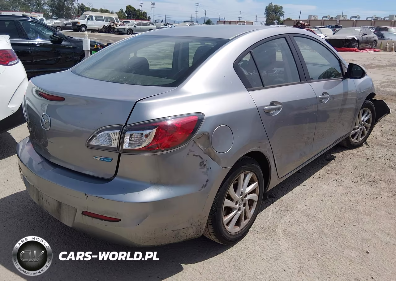 2012 Mazda Mazda3 I Touring VIN:JM1BL1V8XC1670383 - 4