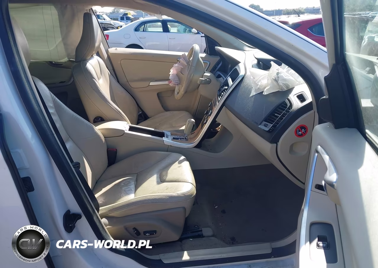 2010 VOLVO XC60 T6 VIN:YV4992DZ6A2020077 - 5