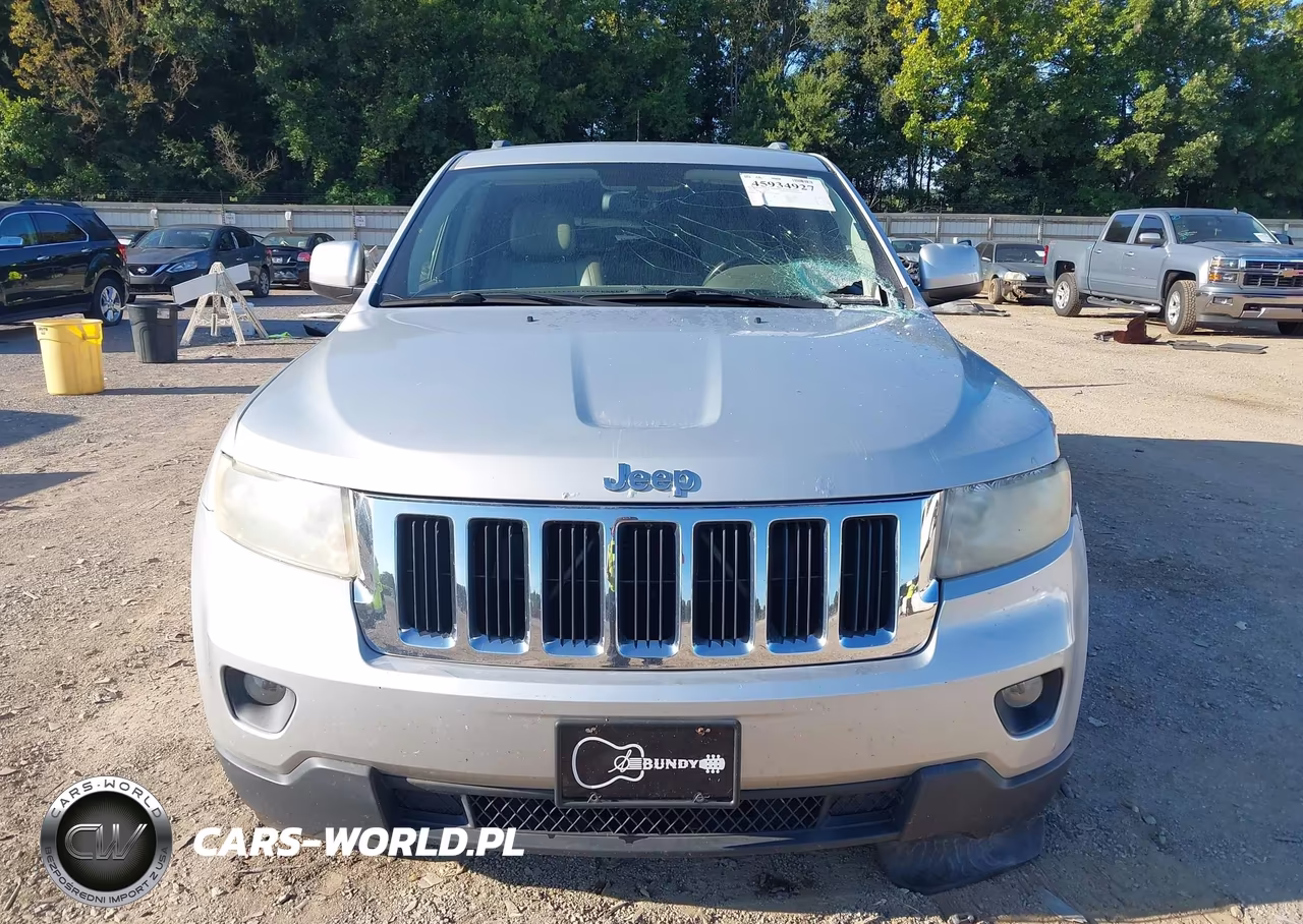 2011 Jeep Grand Cherokee Laredo VIN:1J4RS4GT1BC505226 - 12