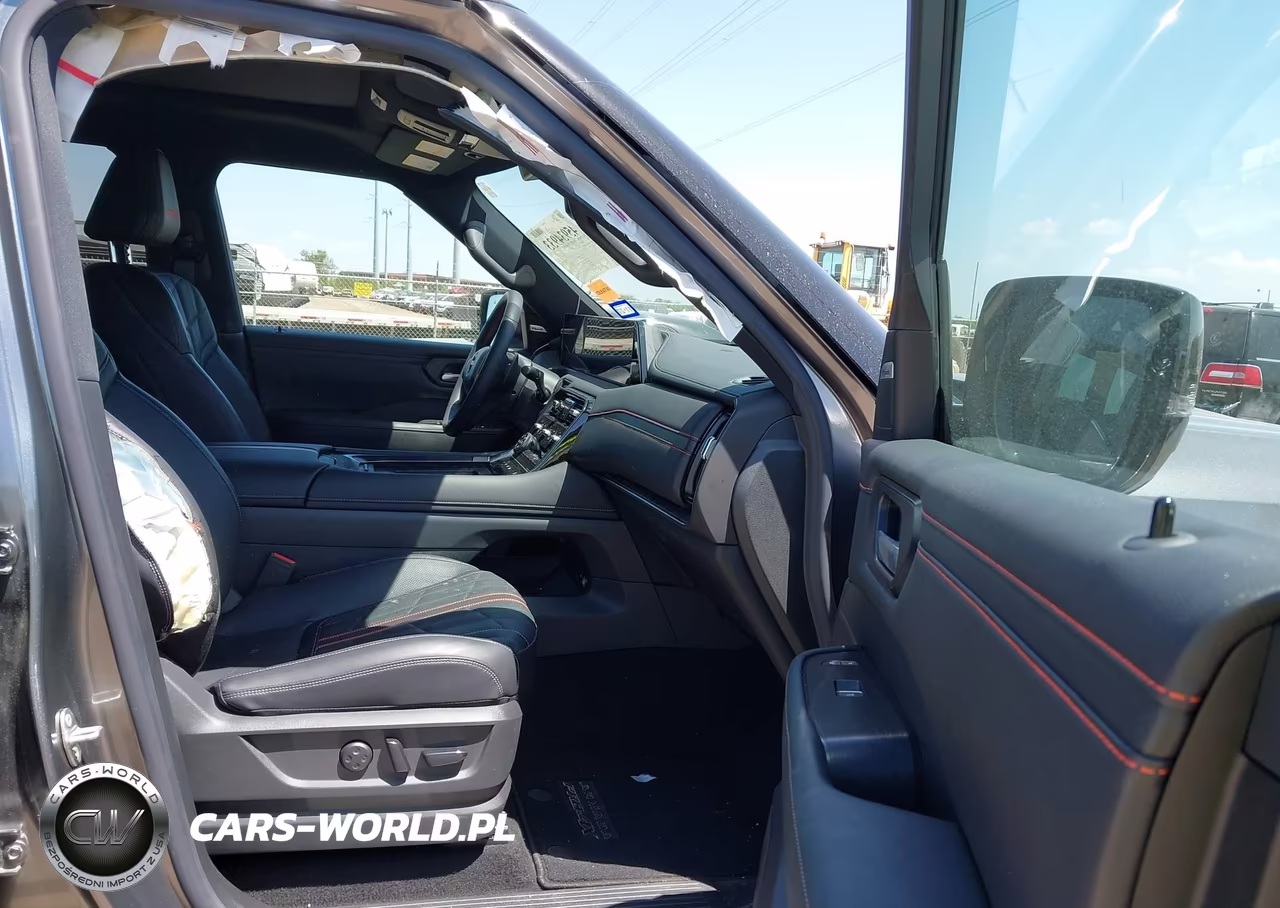 2026 Nissan Armada Pro-4X VIN:JN8AY3DB7T9120425 - 5