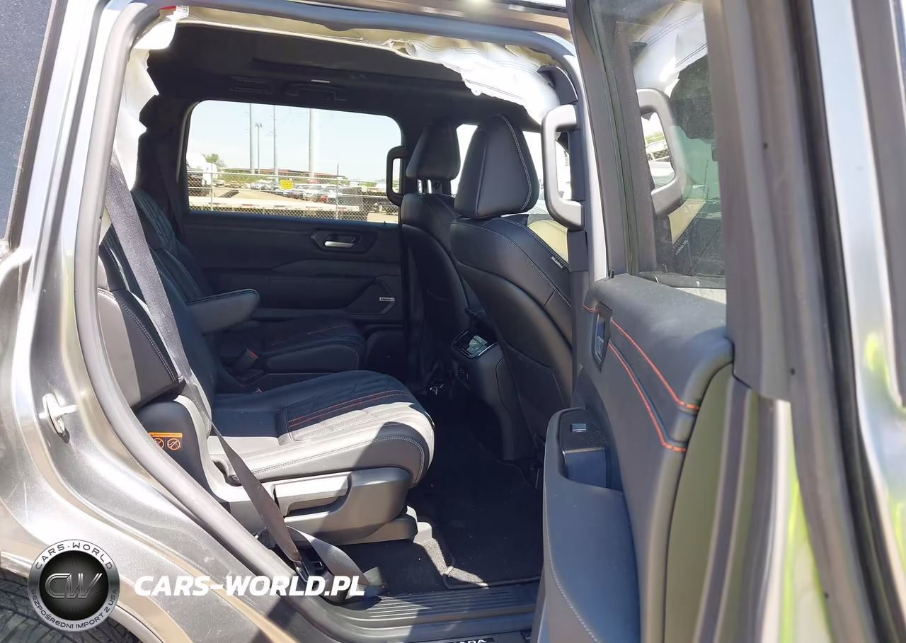 2026 Nissan Armada Pro-4X VIN:JN8AY3DB7T9120425 - 8