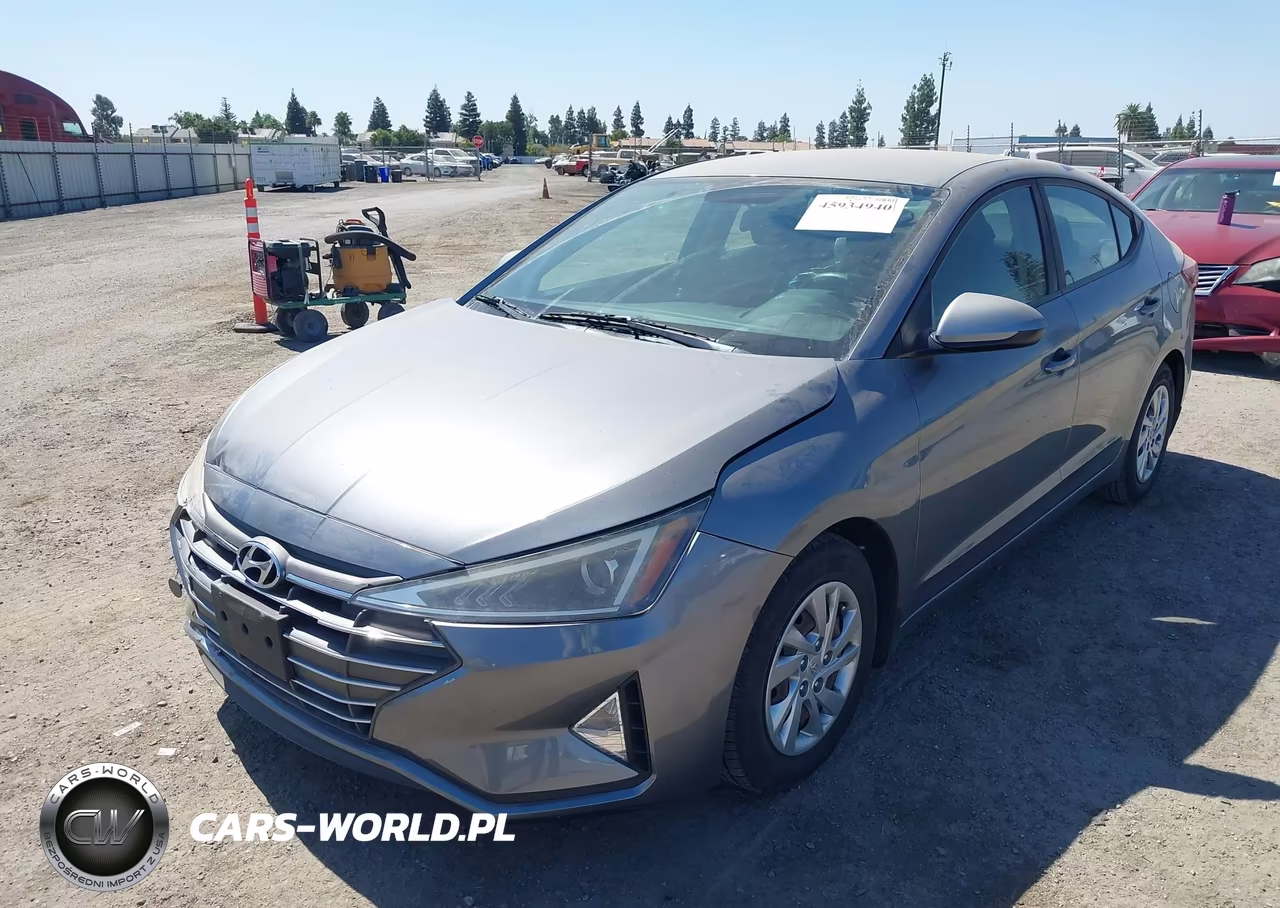 2019 Hyundai Elantra Se VIN:KMHD74LF0KU823961 - 2