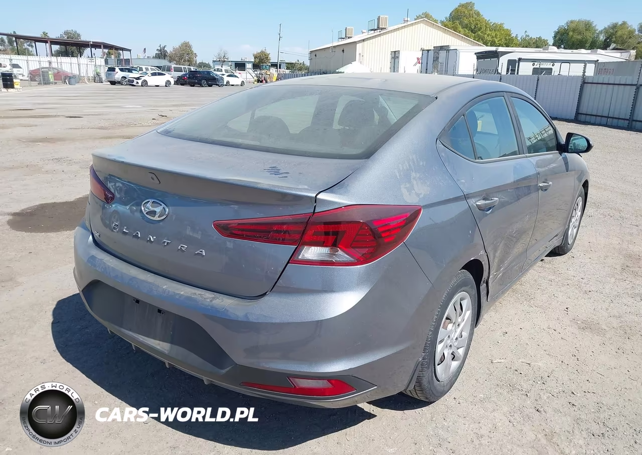 2019 Hyundai Elantra Se VIN:KMHD74LF0KU823961 - 4