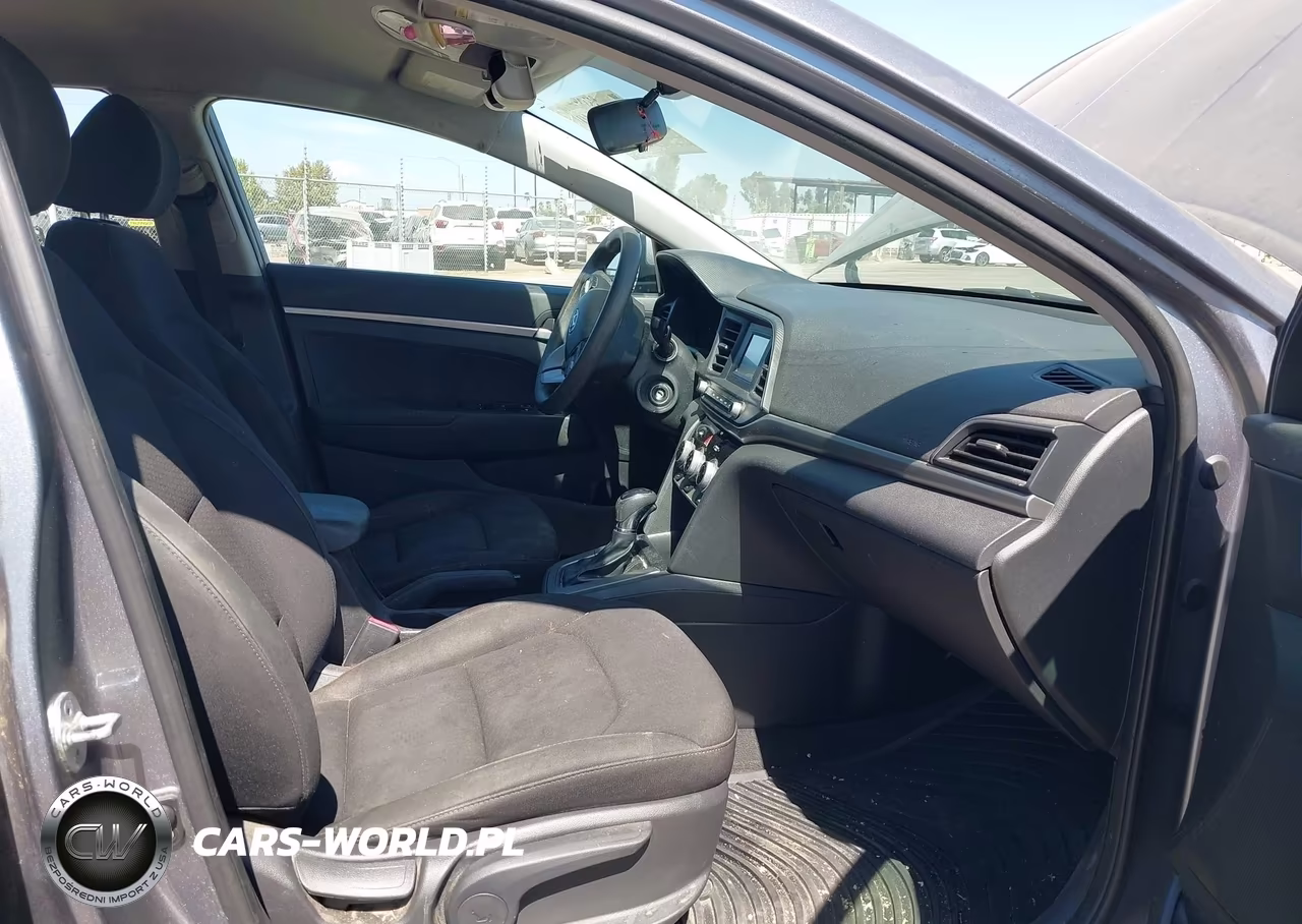 2019 Hyundai Elantra Se VIN:KMHD74LF0KU823961 - 5